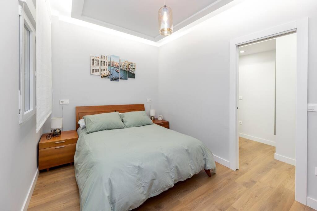 Precioso piso con terraza en centro de Granada Apartamento Exterior foto